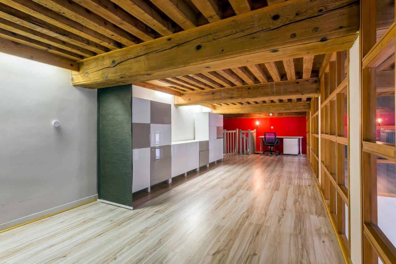 The Old Lyon Sauna 6 People Exterior photo